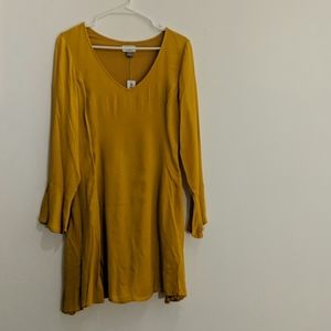 Old Navy gold long sleeve party dress